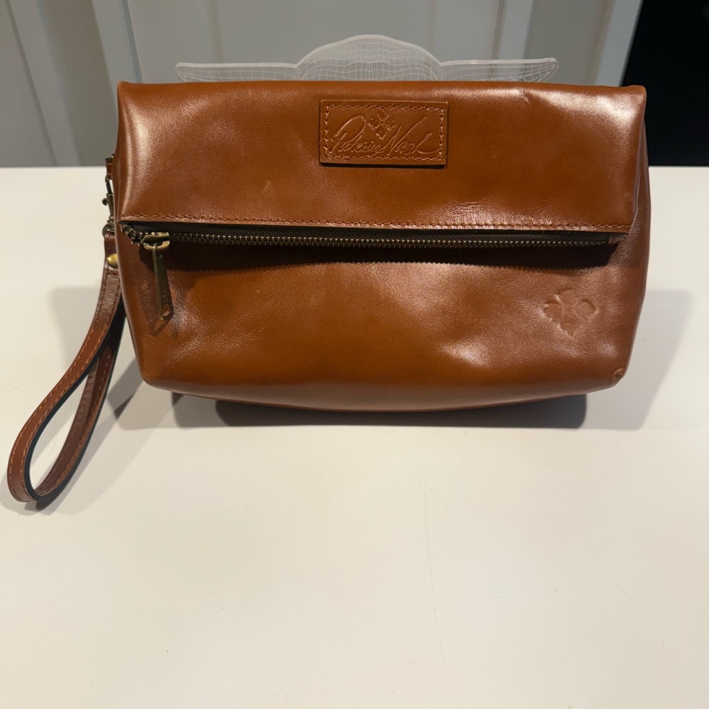 Patricia Nash women's Leather Wristlet purse